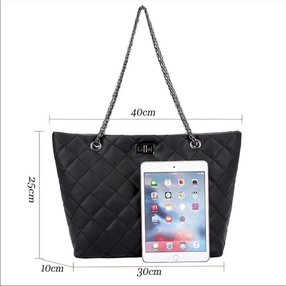 NEW Listing! White Quilted Faux Leather Tote - Picture 6 of 10